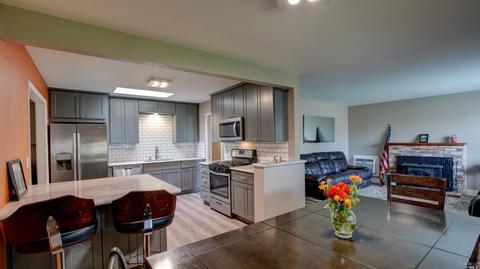 701 W D St S, Dixon, CA 95620 photo 8