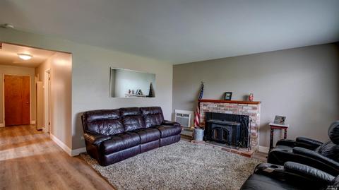 701 W D St S, Dixon, CA 95620 photo 5