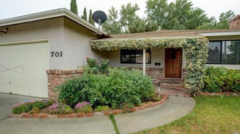 701 W D St S, Dixon, CA 95620 photo 1