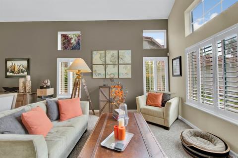 317 Bald Eagle Dr, Vacaville, CA 95688 photo 4