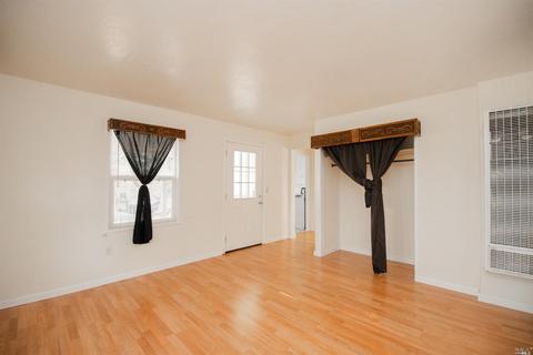 74 Victoria St, Vallejo, CA 94591 photo 8