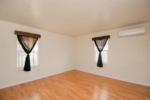 74 Victoria St, Vallejo, CA 94591 photo 10
