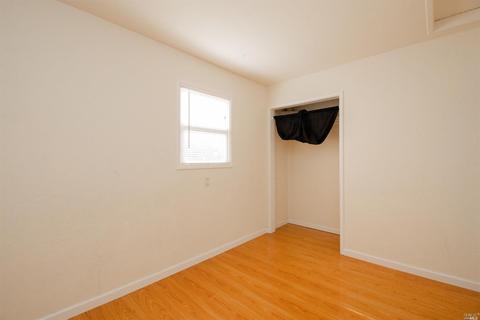 74 Victoria St, Vallejo, CA 94591 photo 21