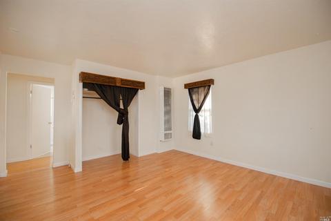 74 Victoria St, Vallejo, CA 94591 photo 7