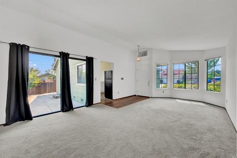 131 Helmsman Ct, Vallejo, CA 94591 photo 7