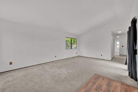 131 Helmsman Ct, Vallejo, CA 94591 photo 6