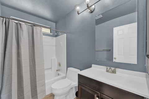 131 Helmsman Ct, Vallejo, CA 94591 photo 18