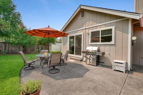 194 Barrio Way, Windsor, CA 95492 photo 37