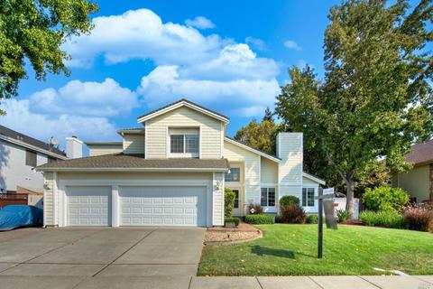 906 Locust St, Fairfield, CA 94533 photo 1