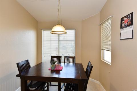 5114 Zinfandel Ln, Vallejo, CA 94591 photo 9