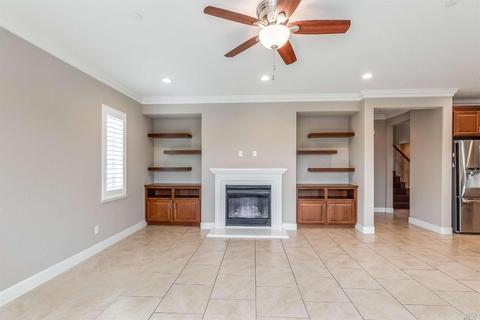678 Elderberry Loop, Vacaville, CA 95688 photo 6