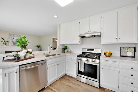 8885 Lebec Ln, Cotati, CA 94931 photo 9