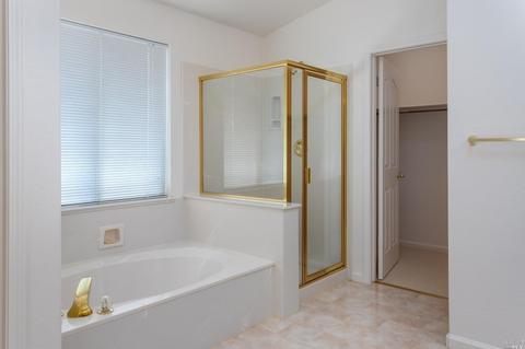 3000 Clear Coast Ct, Vallejo, CA 94591 photo 21