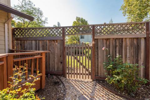 82 Gilbert Way, Cotati, CA 94931 photo 4