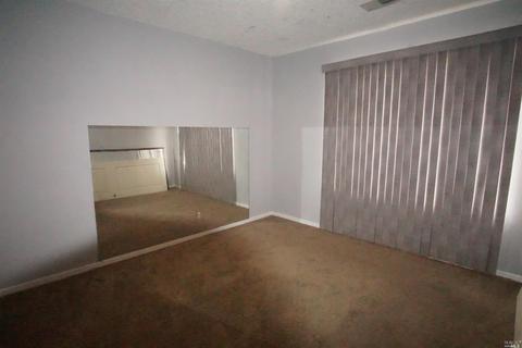 189 Wildberry Ct, Vallejo, CA 94591 photo 9