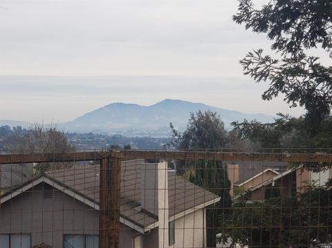 189 Wildberry Ct, Vallejo, CA 94591 photo 2