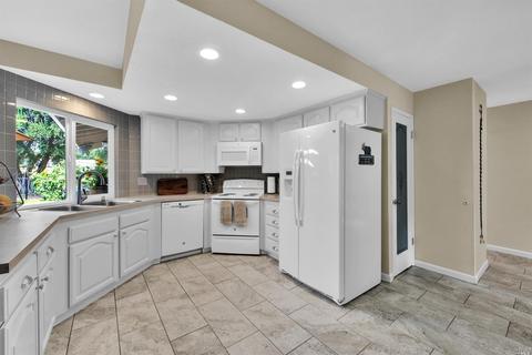 426 Nut Tree Rd, Vacaville, CA 95687 photo 14