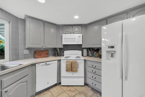 426 Nut Tree Rd, Vacaville, CA 95687 photo 20