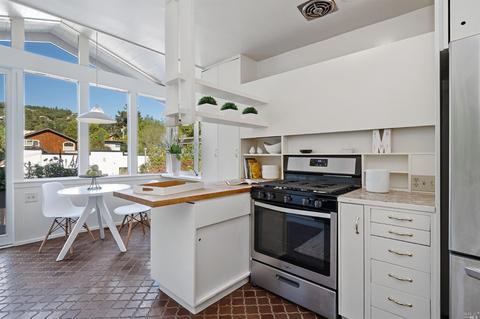 55 Walnut Ave, Mill Valley, CA 94941 photo 7