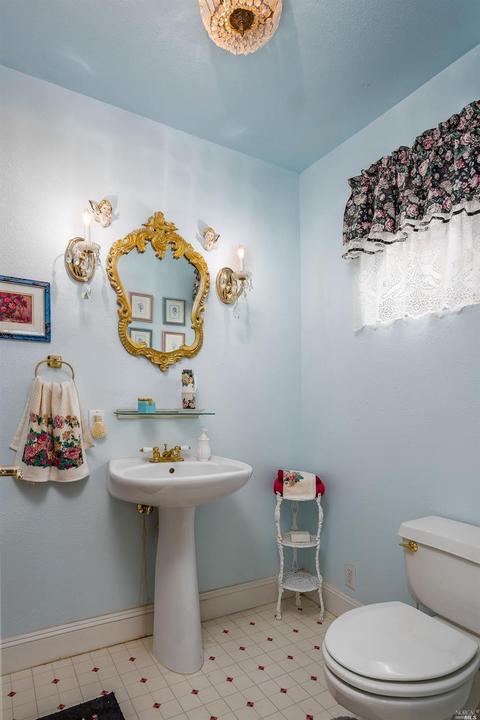 26790 N Highway 101, Willits, CA 95490 photo 45
