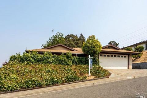 106 Cadiz Ct, Vallejo, CA 94591 photo 2