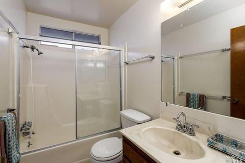 106 Cadiz Ct, Vallejo, CA 94591 photo 21