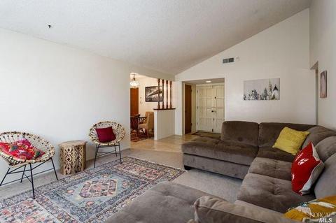 106 Cadiz Ct, Vallejo, CA 94591 photo 5