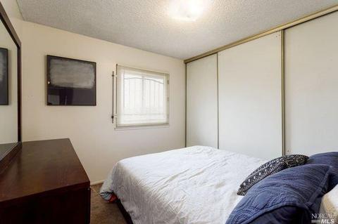 106 Cadiz Ct, Vallejo, CA 94591 photo 18