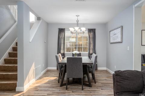 490 Regency Cir, Vacaville, CA 95687 photo 7