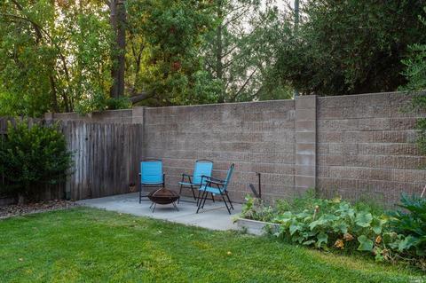 490 Regency Cir, Vacaville, CA 95687 photo 26