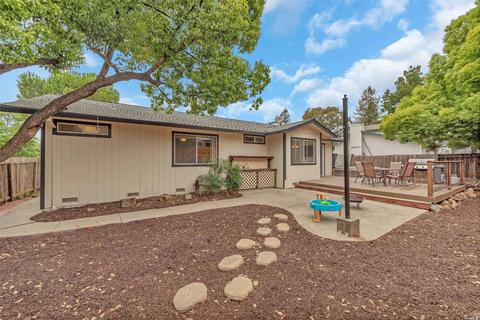 7966 Shira St, Windsor, CA 95492 photo 6