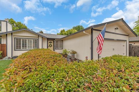 7966 Shira St, Windsor, CA 95492 photo 1