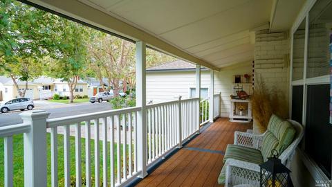 1268 Arkansas St, Vallejo, CA 94590 photo 3