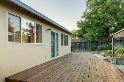 1508 Eric Ct, Petaluma, CA 94954 photo 23