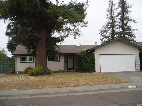 1401 Sarkesian Dr, Petaluma, CA 94954 photo 1