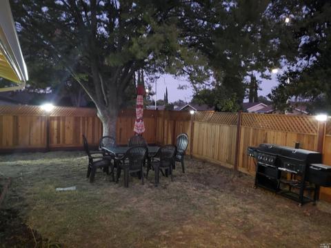 398 Lily St, Fairfield, CA 94533 photo 2