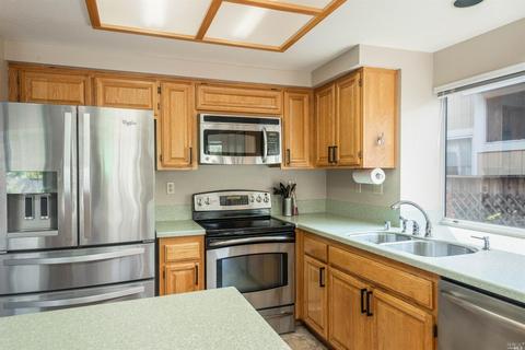 8525 Shadetree Dr, Windsor, CA 95492 photo 13