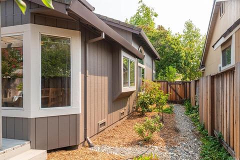 8525 Shadetree Dr, Windsor, CA 95492 photo 33