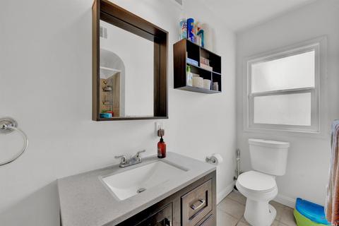 1670 Broadway St, Vallejo, CA 94590 photo 21