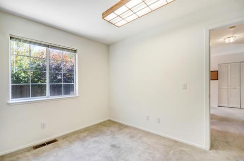 984 Wright St, Santa Rosa, CA 95404 photo 18