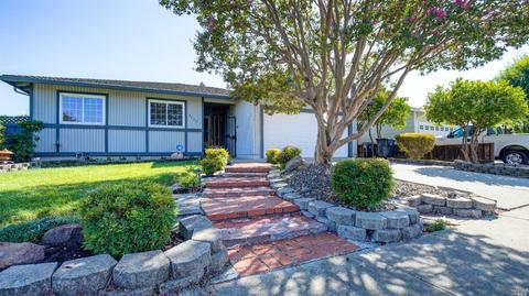 2733 Barbour Dr, Fairfield, CA 94534 photo 2