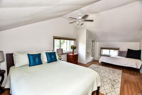 910 Oak St, Sonoma, CA 95476 photo 32