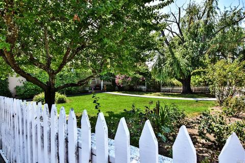 910 Oak St, Sonoma, CA 95476 photo 4