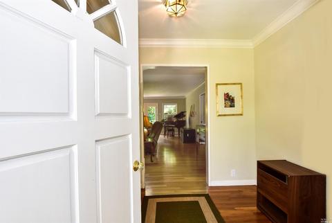 910 Oak St, Sonoma, CA 95476 photo 5