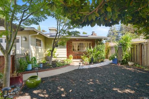 8 Westbrae Dr, Fairfax, CA 94930 photo 2