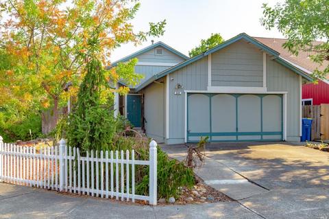 848 Pulteney Pl, Windsor, CA 95492 photo 2