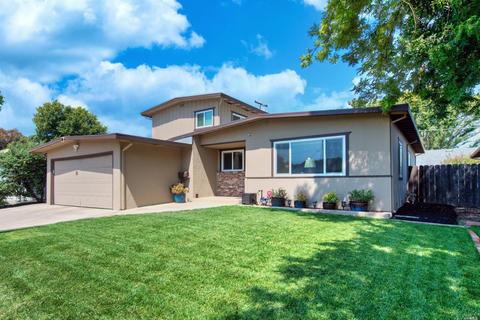 236 Hemlock St, Vacaville, CA 95688 photo 1