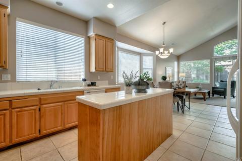 1415 Birdie Dr, Windsor, CA 95492 photo 9