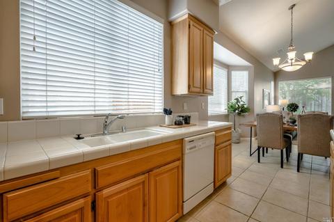 1415 Birdie Dr, Windsor, CA 95492 photo 10