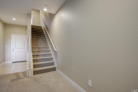 230 Johnson St, Windsor, CA 95492 photo 9